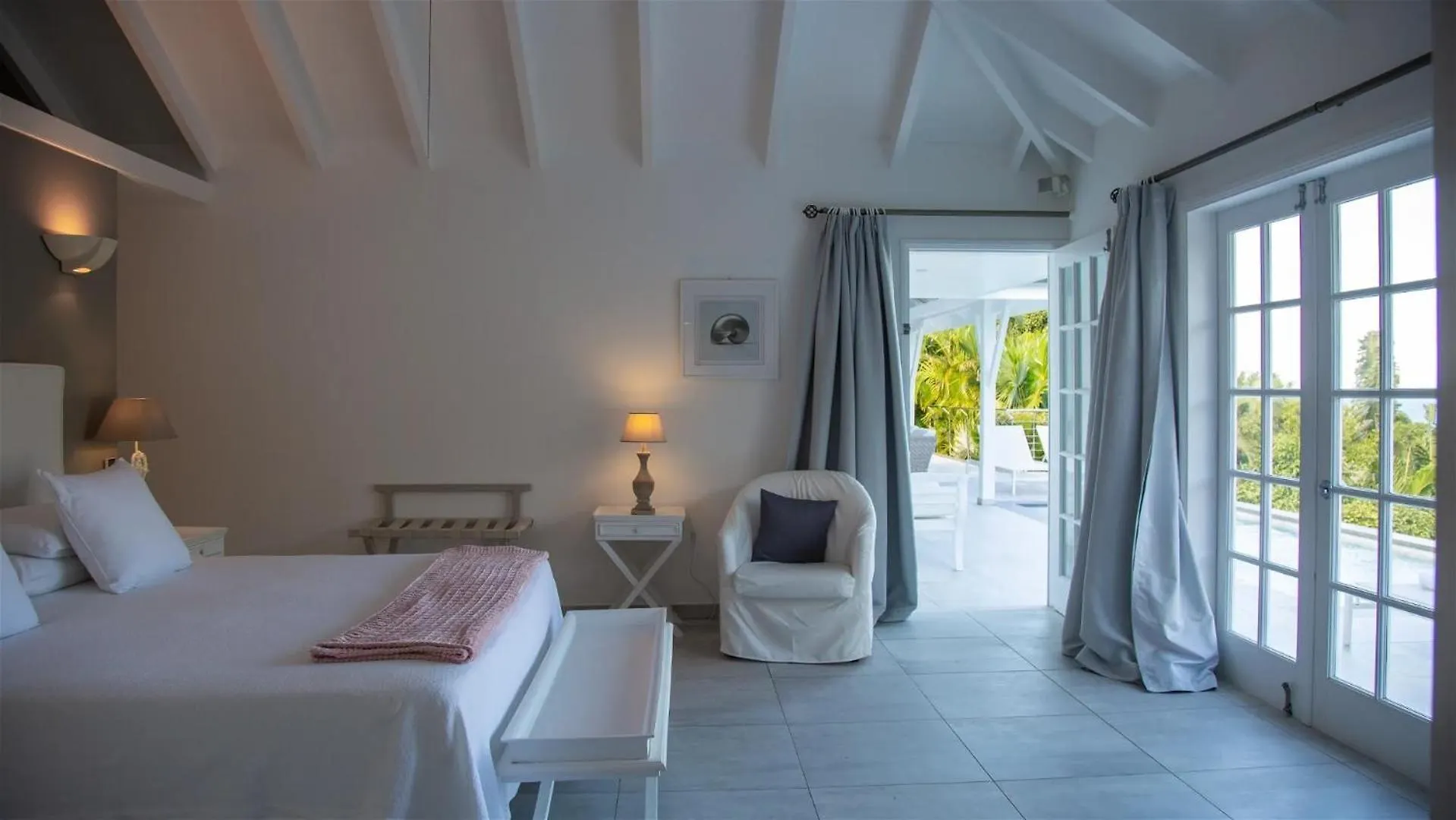 Villa In The Heart Of A Lovely Vegetal Setting Gustavia